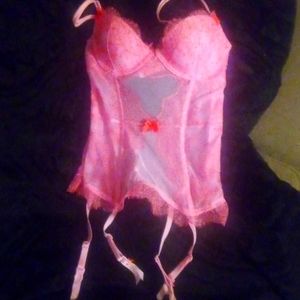 VICTORIA SECRET CORSET, Never Worn, Size 34B, Baby Pink Lace body...